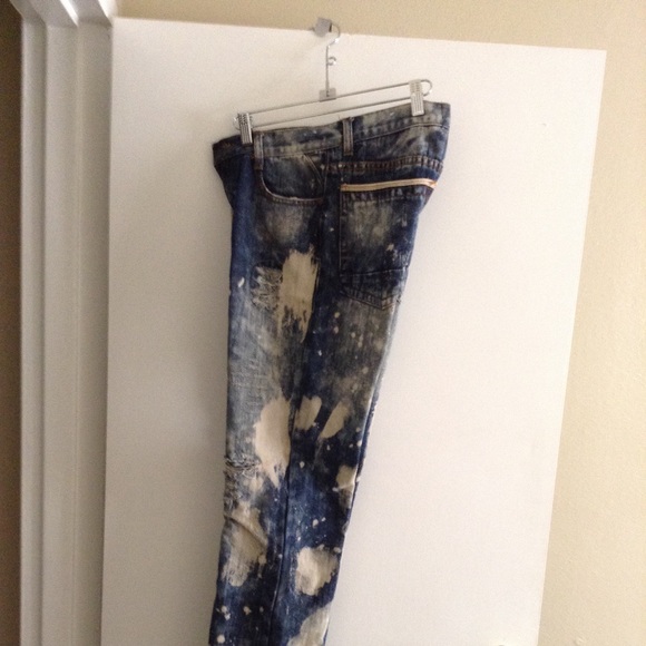 Blue jean - Picture 2 of 7